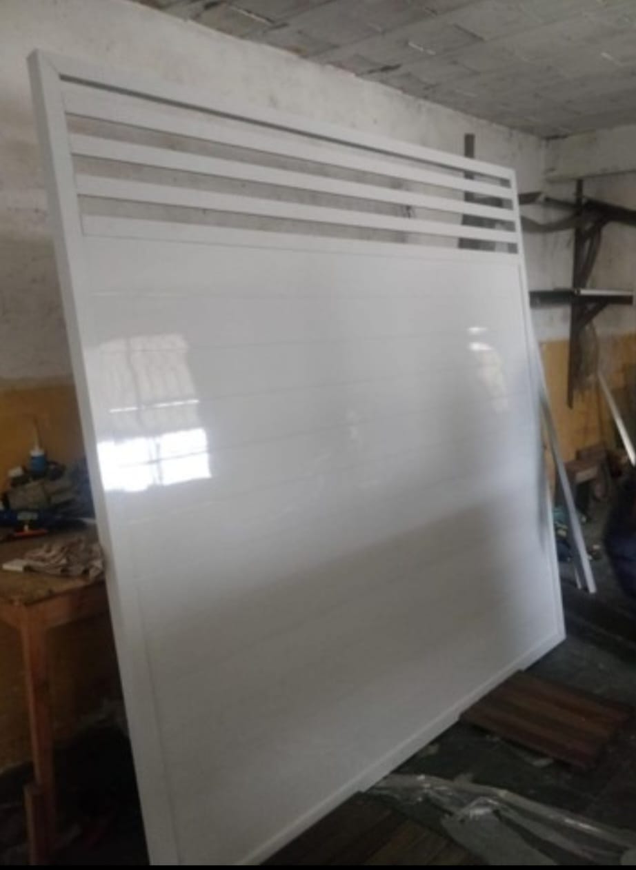 Portão de alumínio